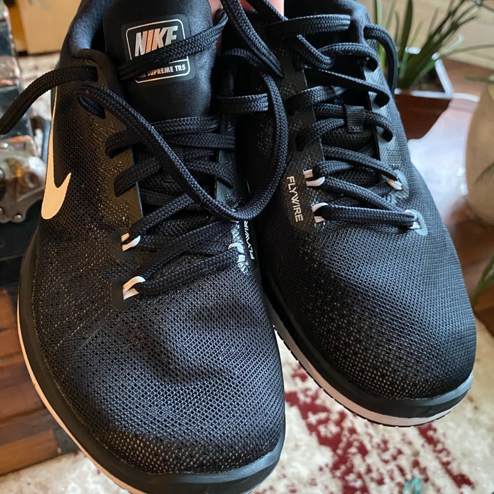 Nike Flex Supreme Flywire cross trainers